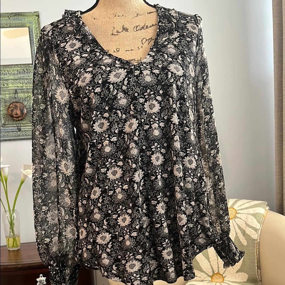 Lucky Brand Black and White Blouse with Timeless Elegance
